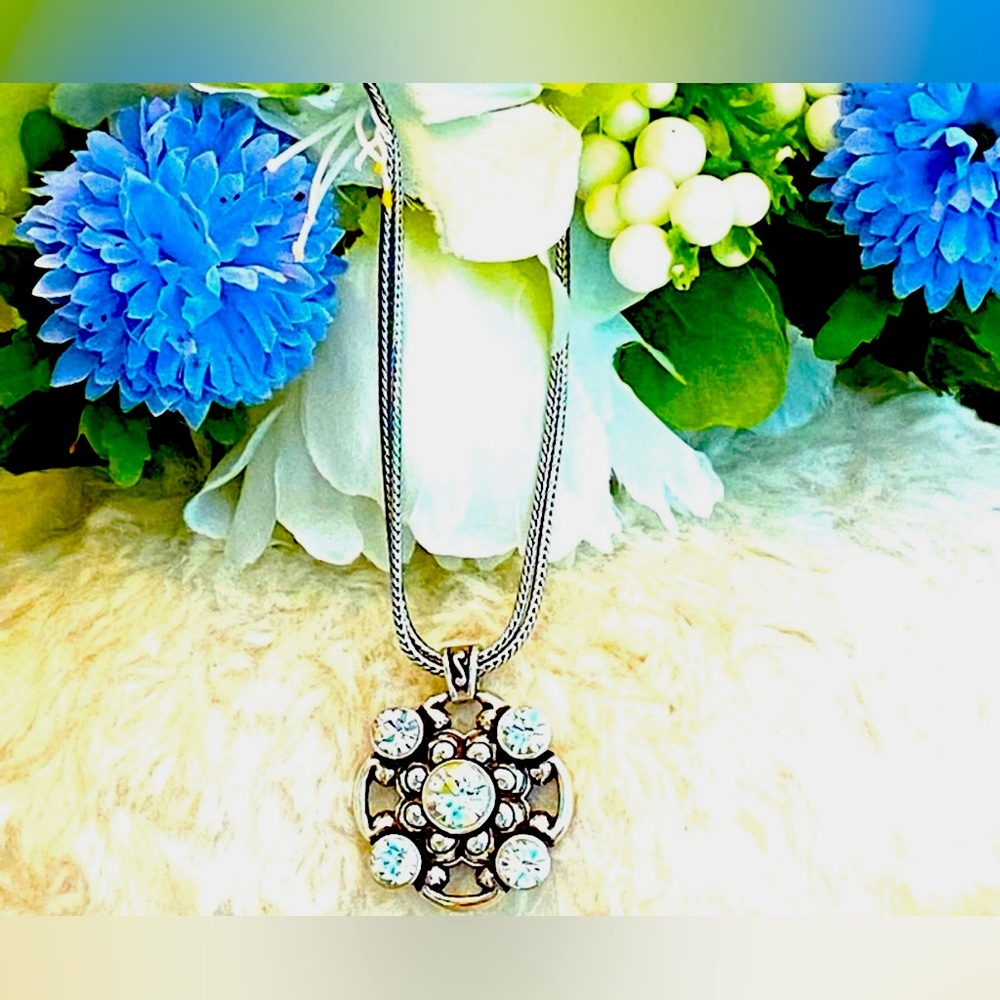 EUC Brighton Twilight Swarovski Crystal Jewelry Set - Picture 8 of 8